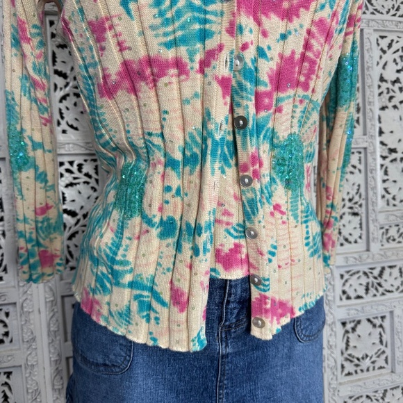 BCBG Maxazria Blue & Pink Sequin Watercolor Fairycore Silk Blend Cardigan Set - Picture 3 of 9
